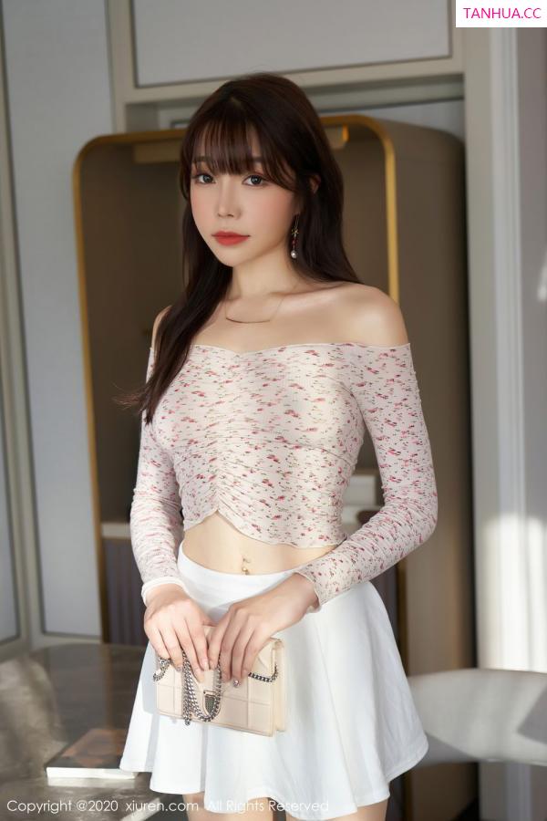 陈芝 芝芝Booty [XiuRen]高清写真图 2020.12.28 No.2949 芝芝Booty第14张图片
